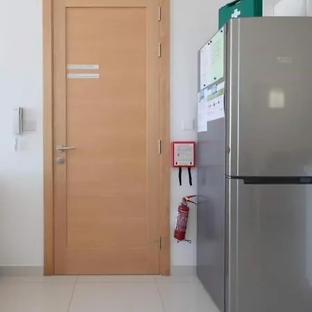 Penthouse With Seaview For Happy Moments * Is-Sellum