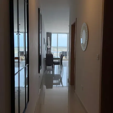 Penthouse With Seaview For Happy Moments Apartment